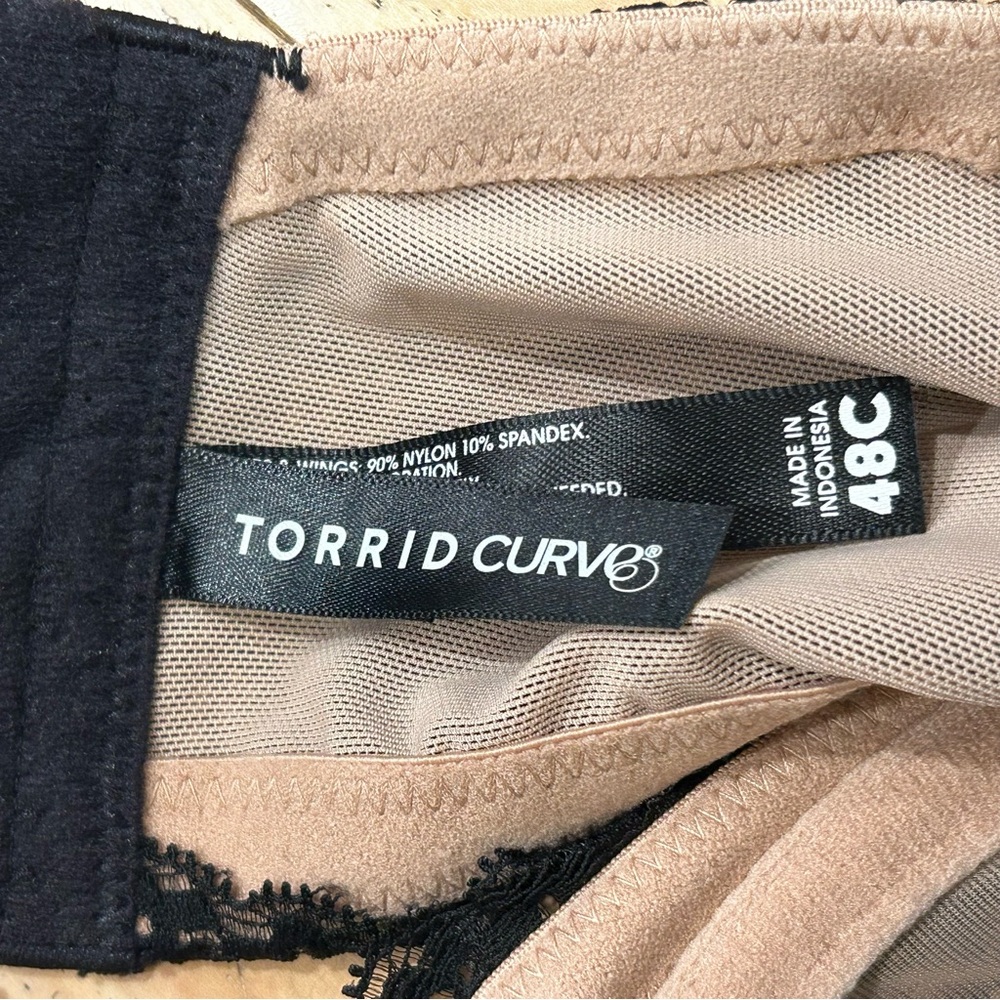 Torrid Curve Balconette Unlined Black Lace & Cream Bra - Women’s Size 48C - Picture 3 of 3